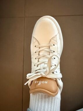 Hogan White Leather Low-Top Sneaker with Tan Tongue